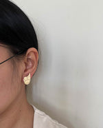 Load image into Gallery viewer, Beige Enamel Earrings
