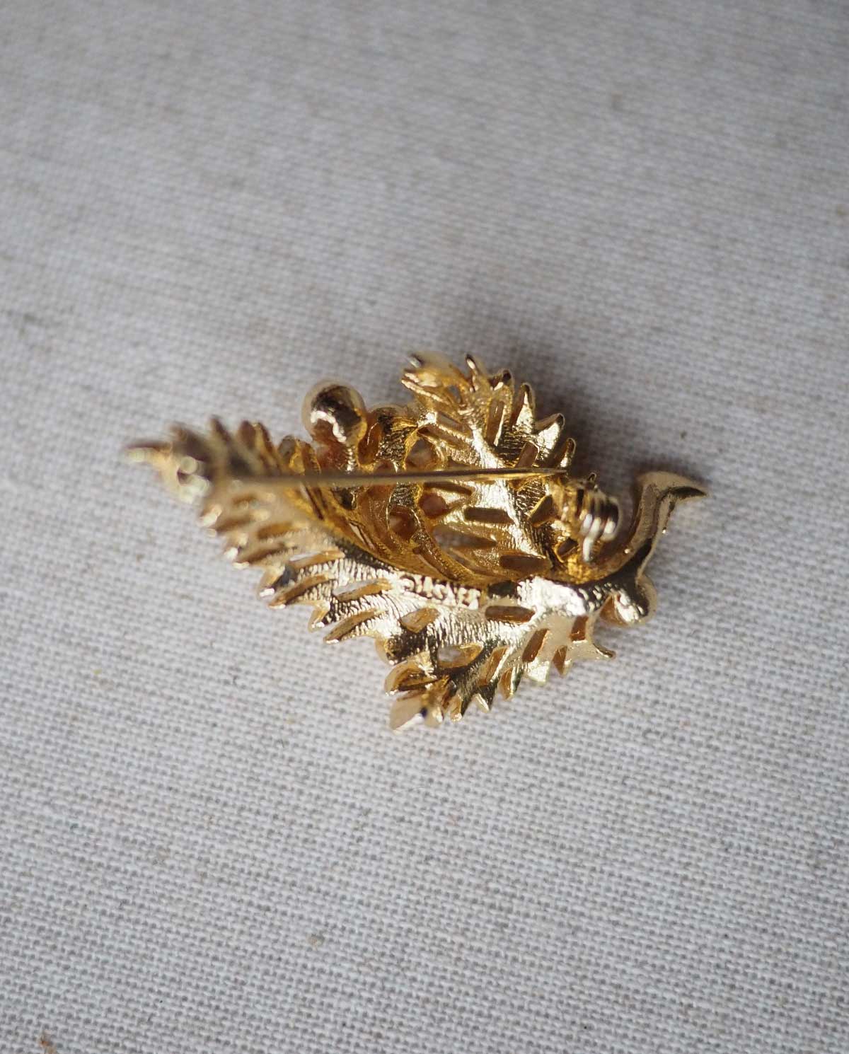 Gold Tone Leaf with Pearl Brooch