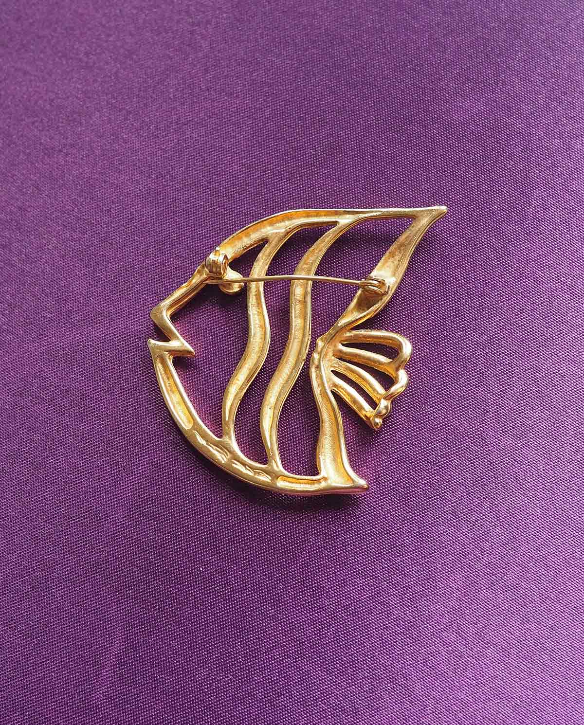 Gold Tone Fish Brooch