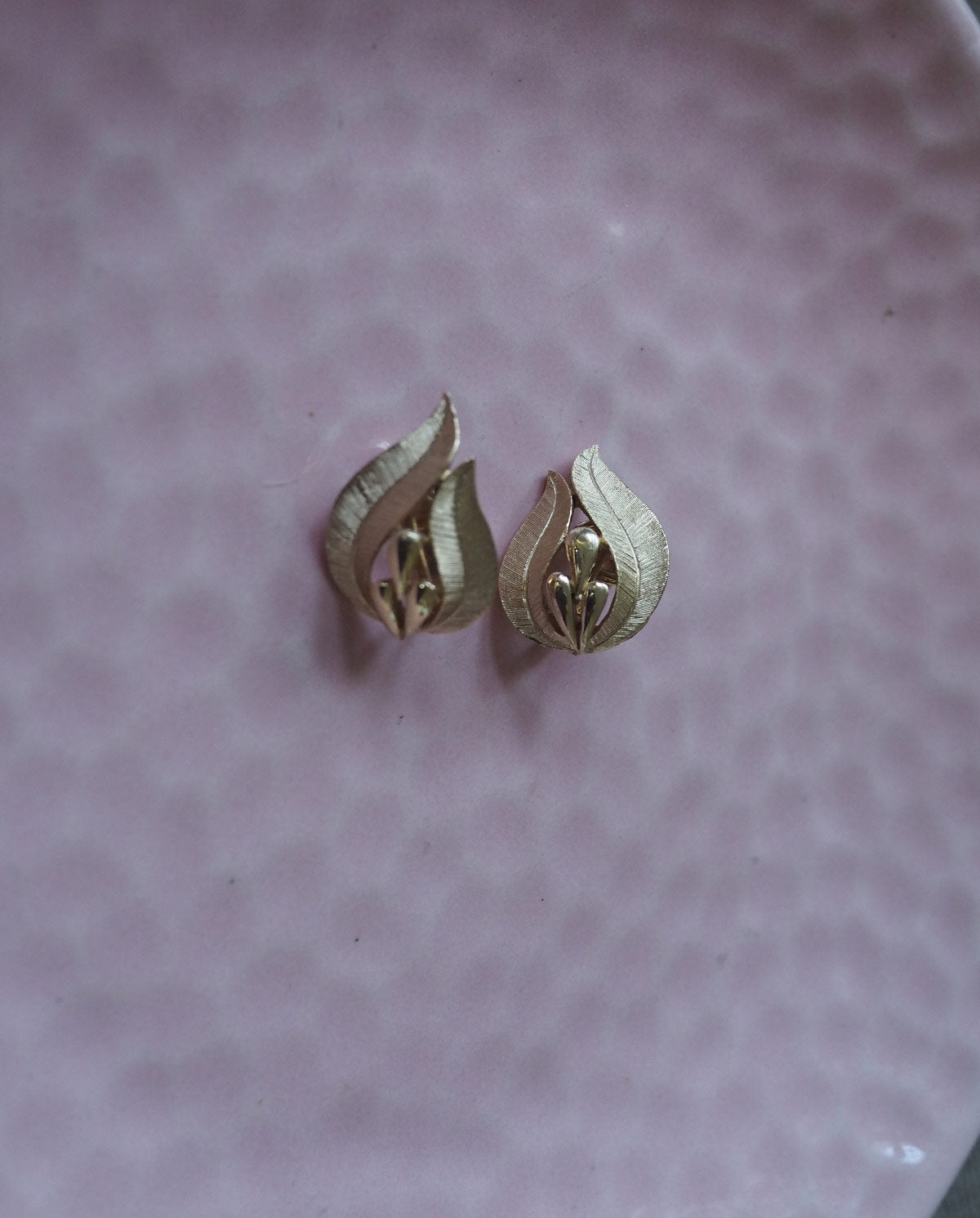 Leaf Floral Clip Ons