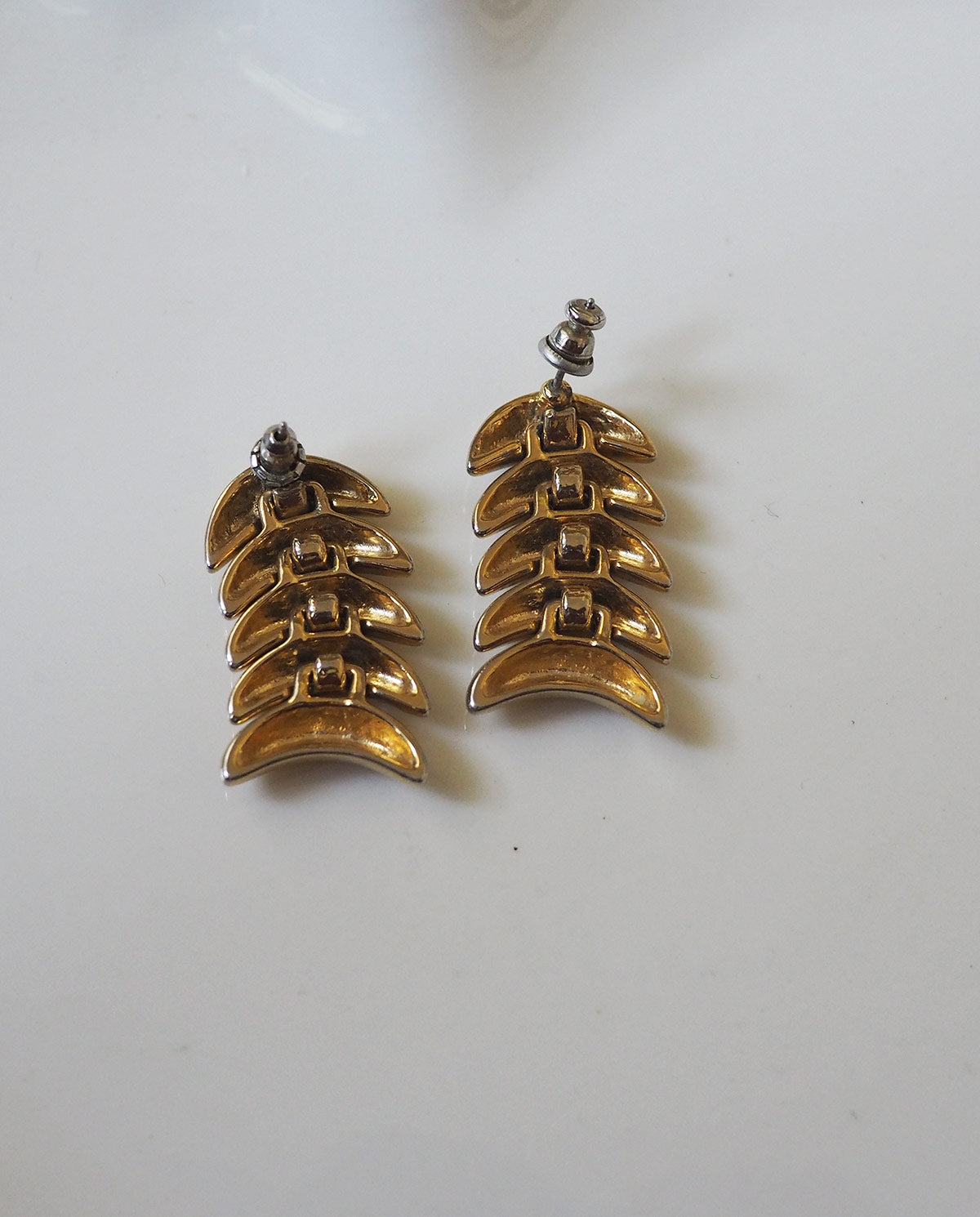 Gold Tone Pierced Earring