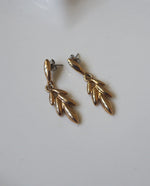 Load image into Gallery viewer, Gold Tone Pierced Earring
