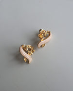 Load image into Gallery viewer, Pink Heart Earrings
