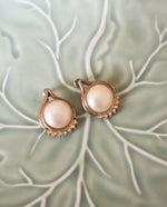 Load image into Gallery viewer, Rhinestone Pearl Earrings
