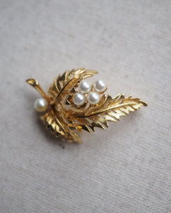 Gold Tone Leaf with Pearl Brooch