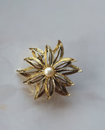 Load image into Gallery viewer, Gerry&#39;s signed flower brooch
