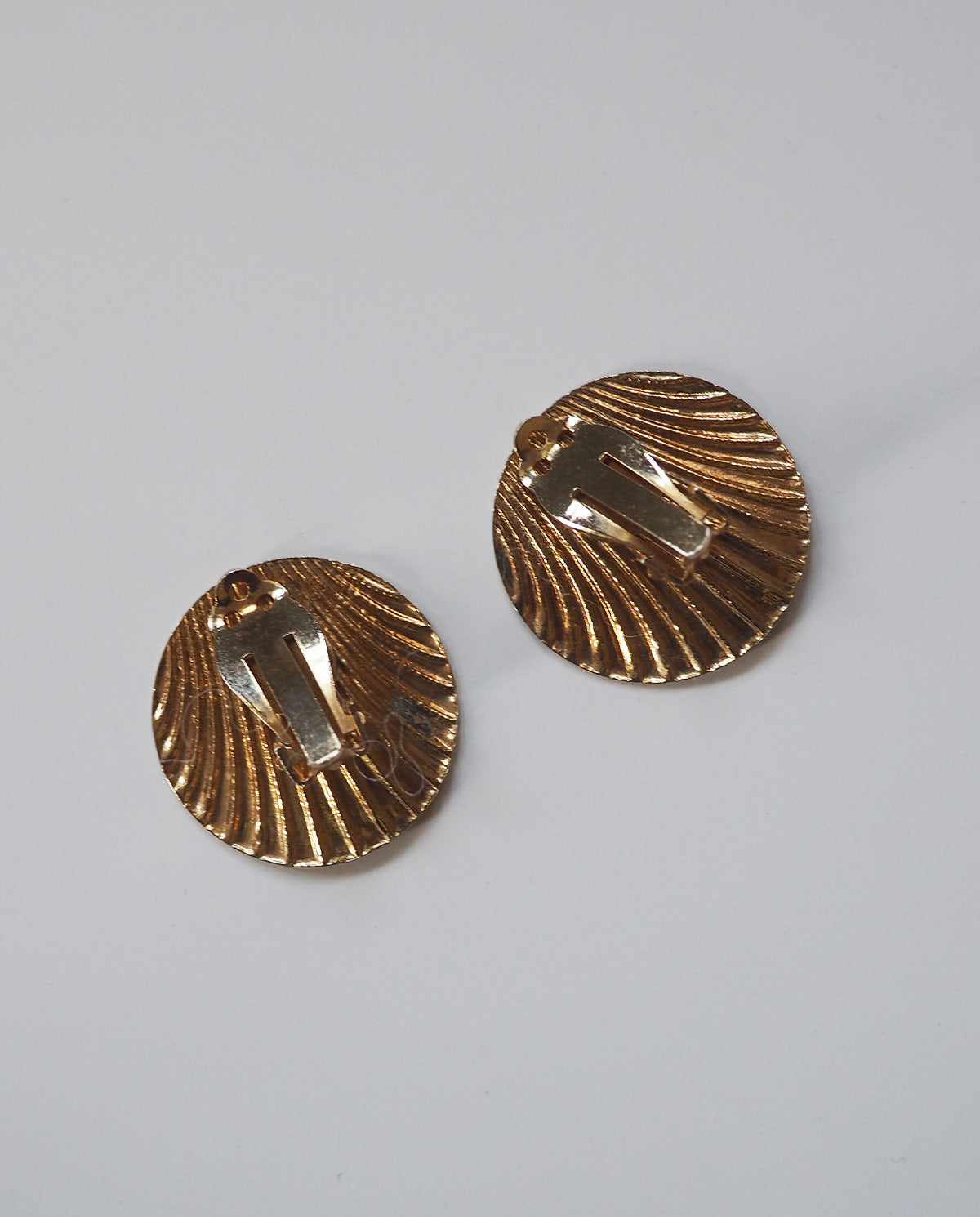 Gold Tone Shell Clip Ons