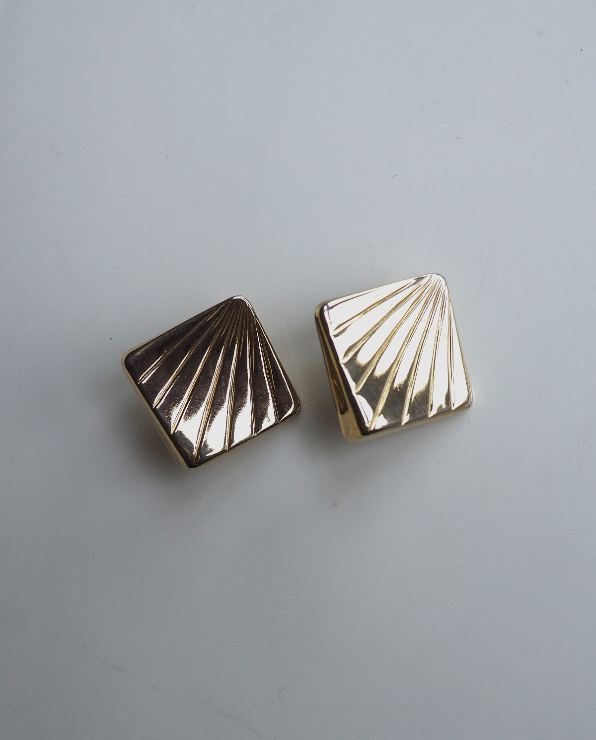 Gold Tone Shell Clip on