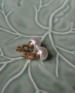 Load image into Gallery viewer, Tiny Gold Tone Faux Pearl Clip Ons
