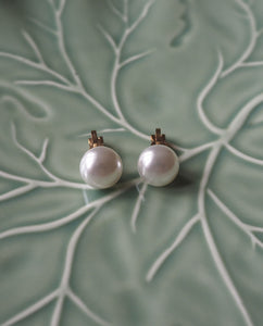 Tiny Gold Tone Faux Pearl Clip Ons