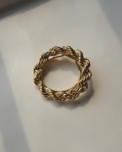Gold Tone Rope Scarf Clip
