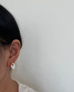 Load image into Gallery viewer, Double Side Gold Tone White Pierced Earring
